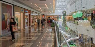 Comércio brasileiro registra queda de 0,4% em novembro