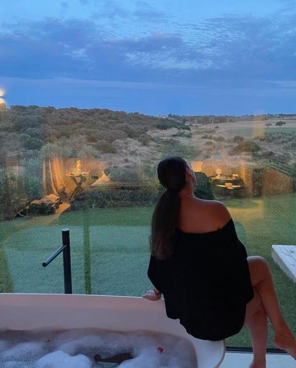 Giovanna Antonelli surpreende fãs ao compartilhar fotos nua na banheira cultura