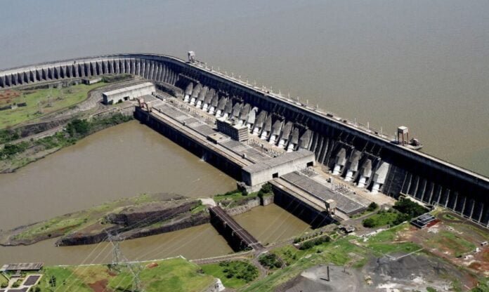 Retirada de água do meio ambiente atinge 4,1 trilhões de m³ em 2020 mundo