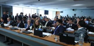 CPMI do INSS cancela sessão após investigados de atestado médico