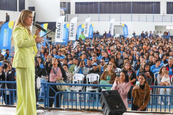 Segundo ciclo do RenovaDF forma mais 1.378 alunos brasilia