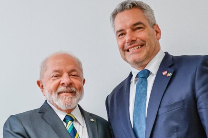 Lula convida chanceler federal austríaco a visitar o Brasil politica