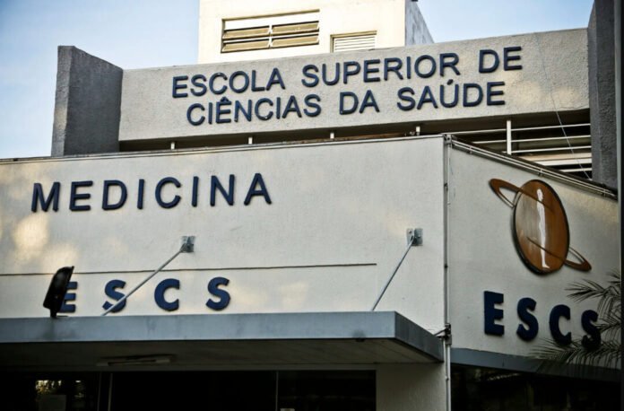 GDF altera lei e institui regime jurídico único aos servidores da Fepecs brasilia
