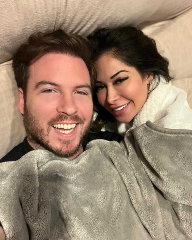 Trocas de farpas entre casal Maíra Cardi e Thiago Nigro contra Linn da Quebrada agitam as redes sociais cultura