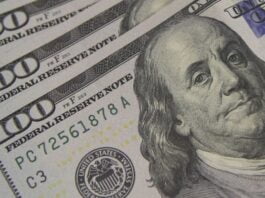 Dólar sobe, Bolsa recua e petróleo dispara com escalada da tensão no Oriente Médio