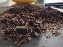 Indústria do chocolate mantém crescimento no Brasil e aposta em inovação e novos mercados