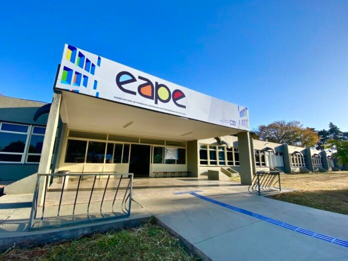Semana de Formação Continuada celebra 35 anos da Eape Brasília