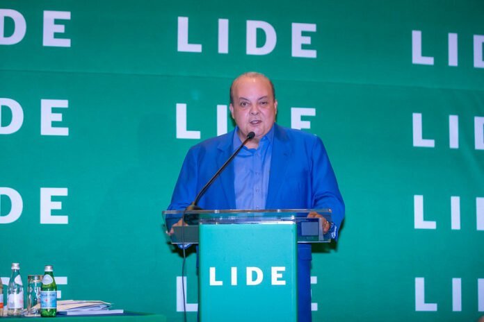 Em Washington, Ibaneis defende vocação do DF para integrar o Brasil brasilia