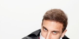 Humorista Leo Lins se torna réu por conteúdo discriminatório e tem redes sociais suspensas