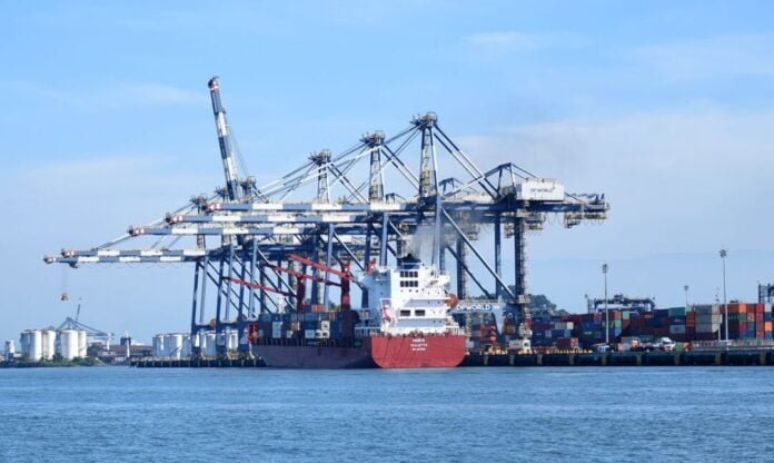 Empresas multinacionais brasileiras estão aumentando seus investimentos no exterior economia