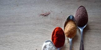 Açafrão e Omeprazol Mostram Eficácia Comparável no Tratamento da Indigestão, Revela Estudo