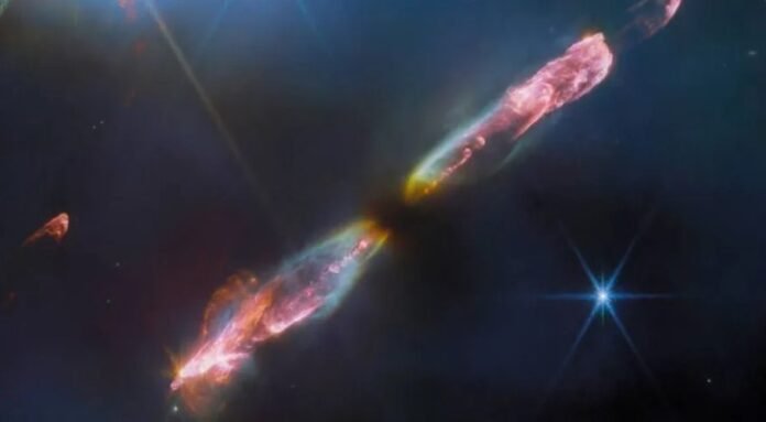 Nasa Revela Imagem Inédita do Fluxo de Matéria de uma Jovem Estrela tecnologia