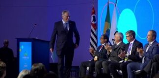 Adasa se destaca na cerimônia de abertura do XIII Congresso da ABAR