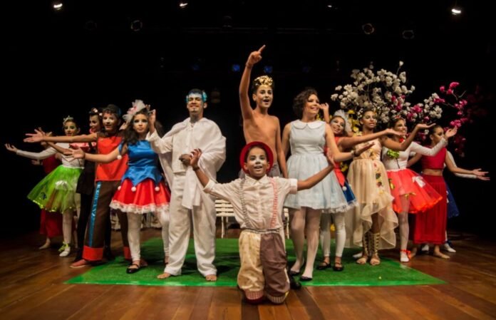 Festival Estudantil de Teatro Amador de Brasília - divulgação