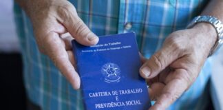 Desemprego no Brasil atinge 5,6% e repete menor taxa da série histórica, diz IBGE