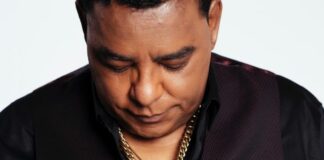 Raça Negra: 40 anos de história no coração do samba brasileiro