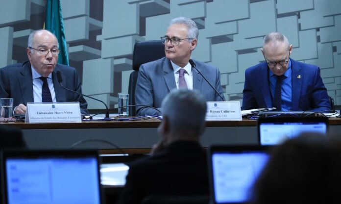 Brasil aguarda evolução dos fatos para propor nova resolução sobre conflito Israel-Hamas na ONU mundo