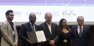 Ministro dos Direitos Humanos firma acordo com BNDES para aprimoramento de práticas de governança e direitos humanos