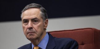 Presidente do STF destaca desigualdade social e necessidade de justiça em aula magna na UFRJ