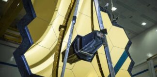 Galáxias adolescentes revelam comportamento quente e surpreendem cientistas