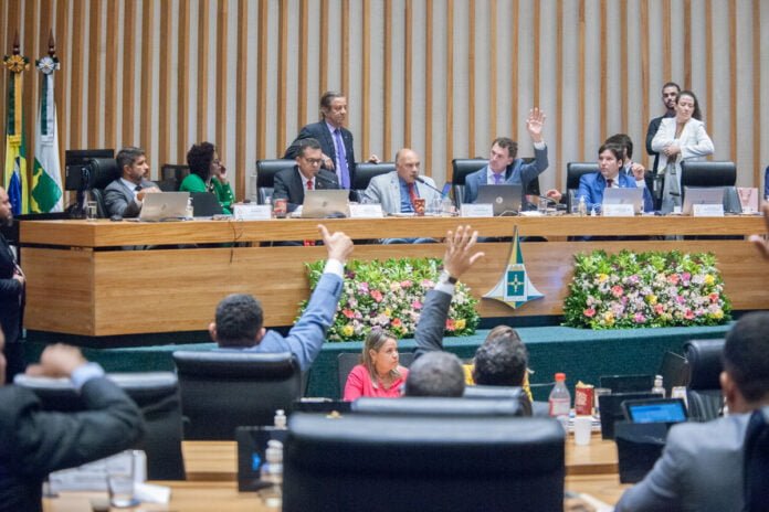 Após 9h de debate, CLDF autoriza concessão da Rodoviária do Plano Piloto por 20 anos brasilia