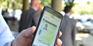 Contran permite uso de trajes religiosos em fotos da CNH