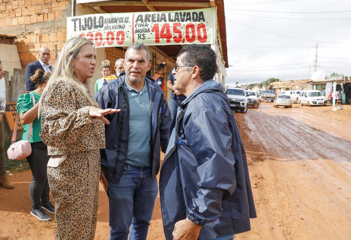 Governadora em exercício acompanha trabalho em regiões afetadas pela chuva brasilia