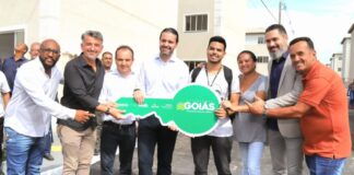 303 unidades habitacionais são entregues pelo governo de goiás