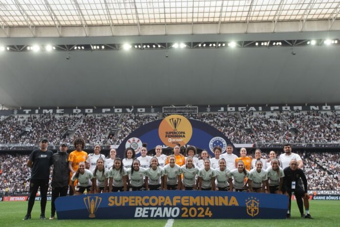 Corinthians vence Cruzeiro e conquista Supercopa do Brasil em partida emocionante esporte