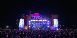 Sesc+Samba reúne 20 mil pessoas na Praça do Cruzeiro