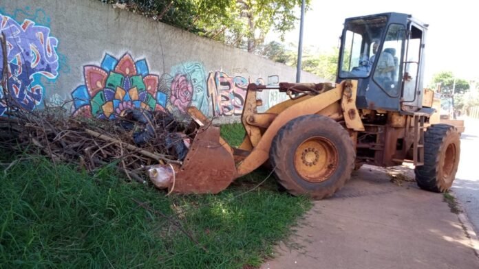 Ação recolhe 70 toneladas de resíduos nas proximidades de escolas do Itapoã brasilia