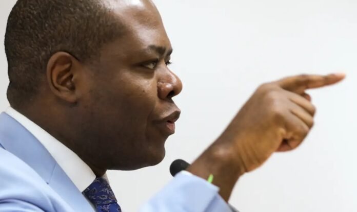 Ministro dos Direitos Humanos critica privatização de unidades prisionais: "Inaceitável e Inconstitucional" mundo