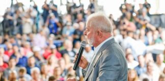 Presidente Lula anuncia túnel imerso entre Santos e Guarujá