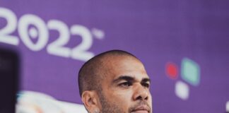 Tribunal espanhol concede liberdade condicional a Daniel Alves