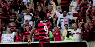 Flamengo é derrotado pelo Peñarol no Maracanã