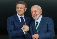 Lula se reúne com Macron e líderes internacionais durante cúpula sobre inteligência