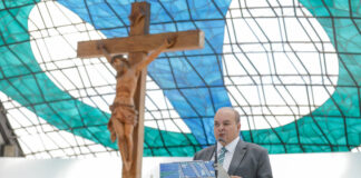 Missa na Catedral celebra aniversário de 64 anos de Brasília