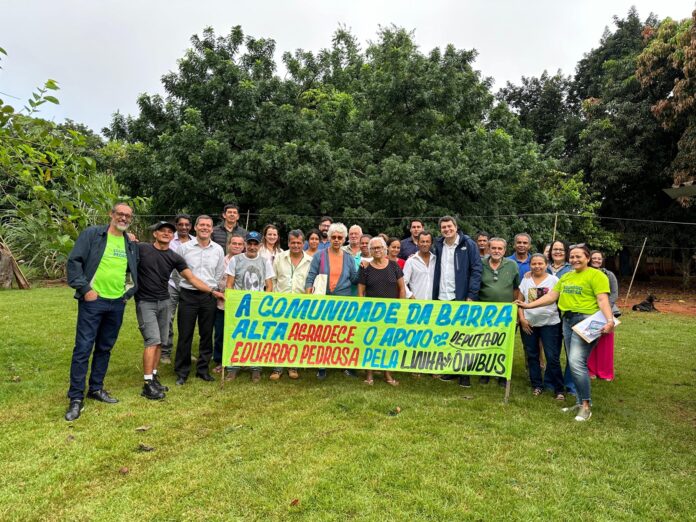 Linha de ônibus começa operar em Barra Alta