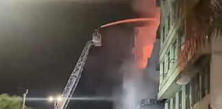 Incêndio em pousada no centro de Porto Alegre deixa pelo menos dez mortos