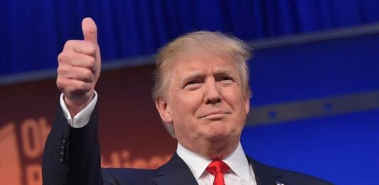 Trump ameaça Irã com ataques caso Estreito de Ormuz não seja aberto