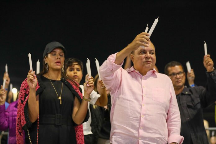 Festa de Pentecostes emociona multidão de fiéis no Taguaparque brasilia