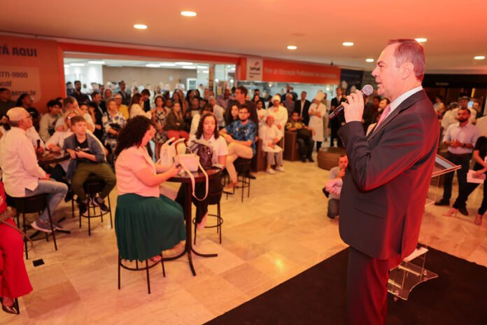 Senac-DF reinaugura polo de educação profissional em gastronomia com grande celebração