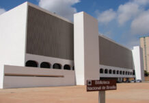 Jovem autista lança livro na Biblioteca Nacional de Brasília nesta segunda (8)