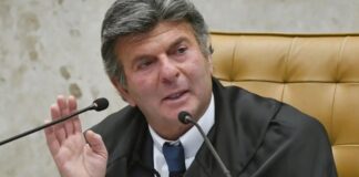 Luiz Fux estreia na Segunda Turma do STF e recebe homenagem de Gilmar Mendes