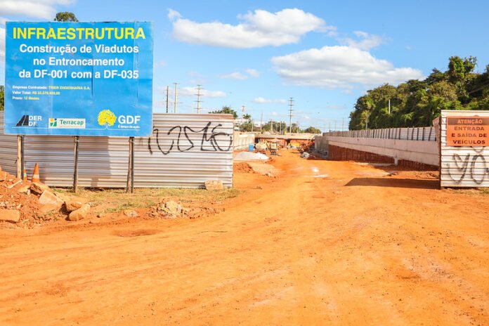 Obra do Complexo Viário do Jardim Botânico recebe trabalho de concretagem brasilia