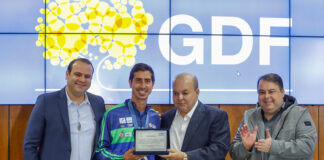 Durante homenagem a Caio Bonfim, GDF anuncia reforma de estádios e ampliação de modalidades no Bolsa Atleta