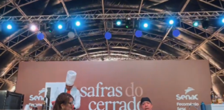 Oficina de culinária no Safras do Cerrado encanta participantes com bolo de milho tradicional