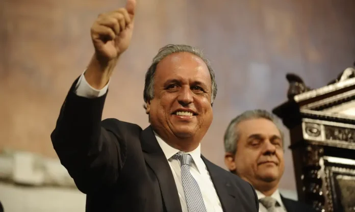 942047-posse pezão0004