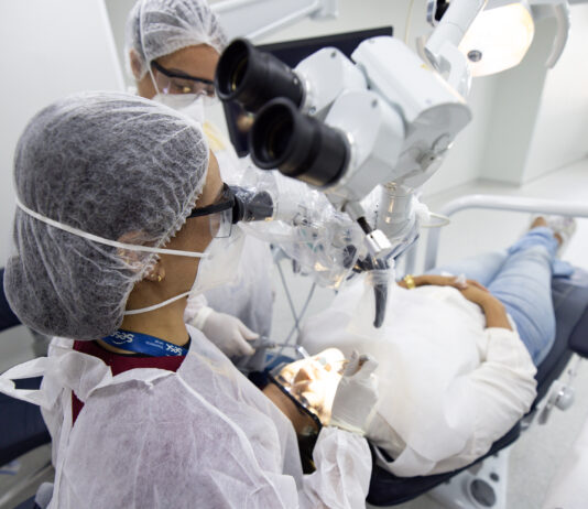 Governo prevê entrega de mais 400 unidades odontológicas móveis até março