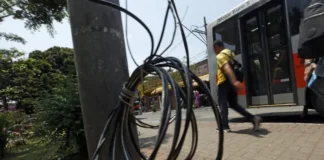 São Paulo: 15 mil sem luz após temporal, diz Enel